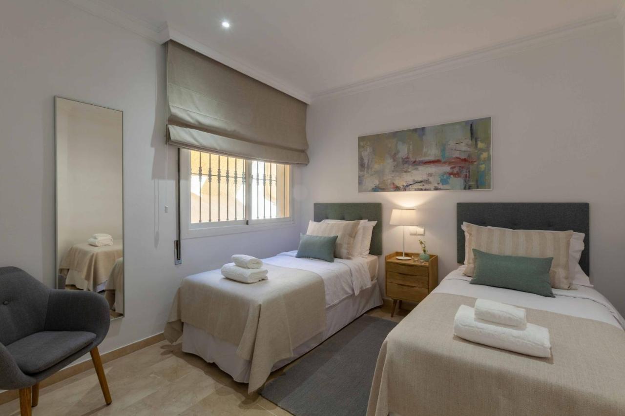 Mijas Costa Dolphin Views By Alfresco Stays El Faro Exterior photo
